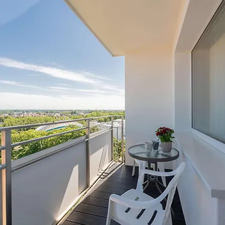 Appartamento Stylish With A Balcony Near Center By Renters Kołobrzeg